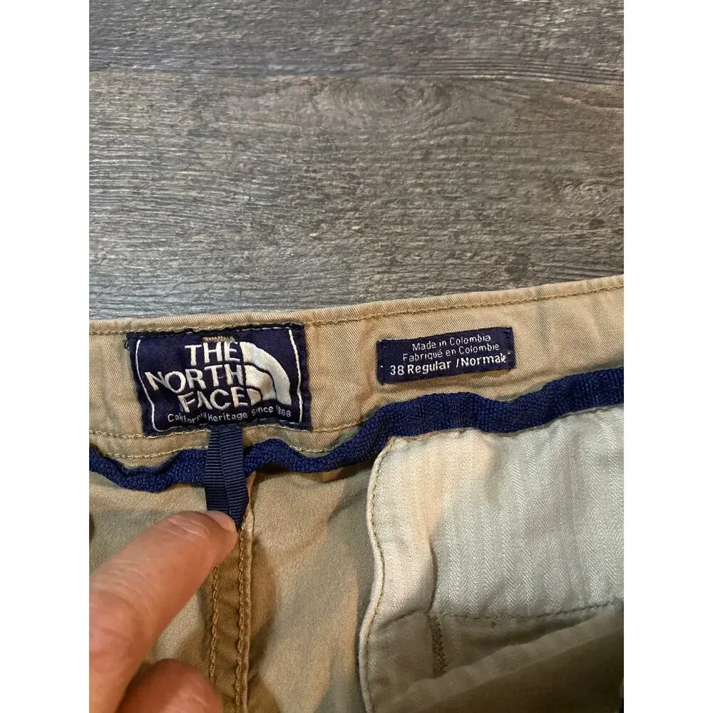 The North Face Men's Khaki Flat Front Shorts, 38